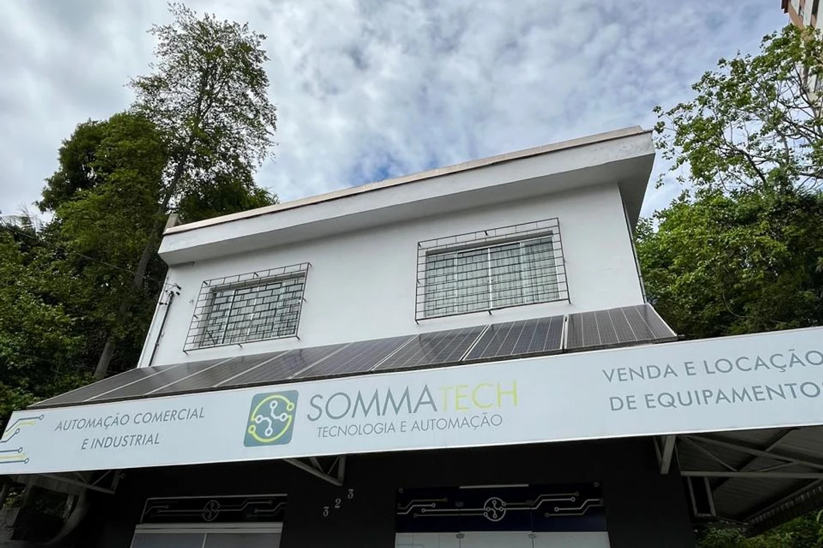 Fachada da Sommatech em Blumenau, SC